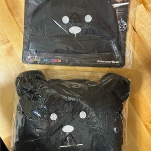 NWT Lug Undercover Bears Cub Cap and Pillow/Blanket Set Black